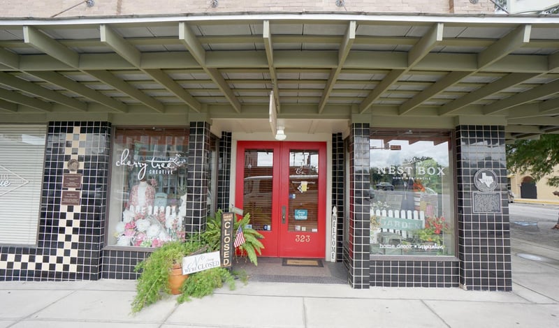 321 Main ST, Taylor, TX 76574