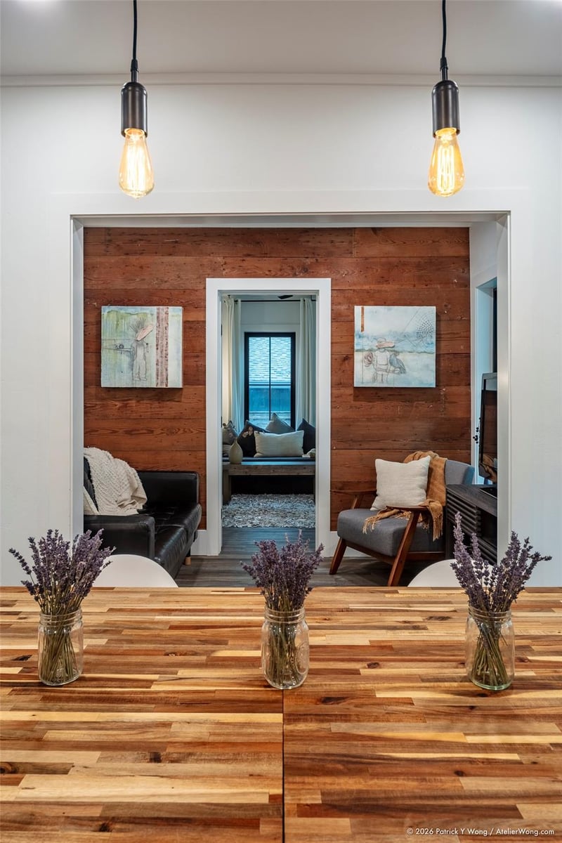 303 Navasota ST, Austin, TX 78702