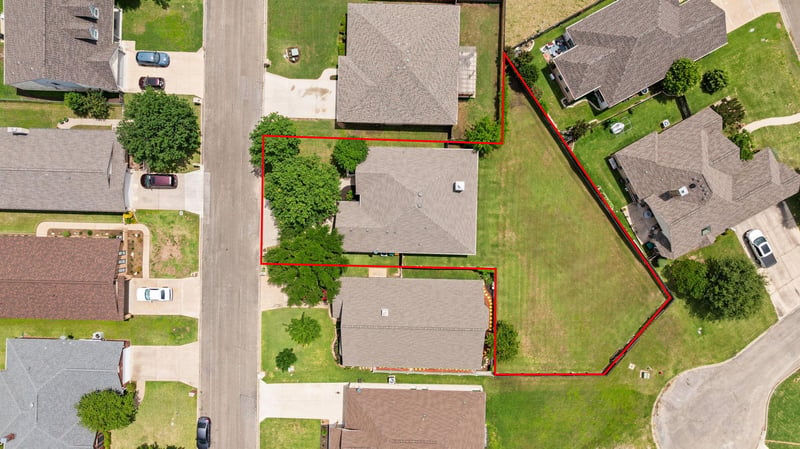 417 Spyglass ST, Meadowlakes, TX 78654