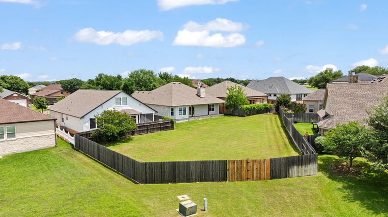 417 Spyglass ST, Meadowlakes, TX 78654