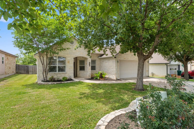 417 Spyglass ST, Meadowlakes, TX 78654