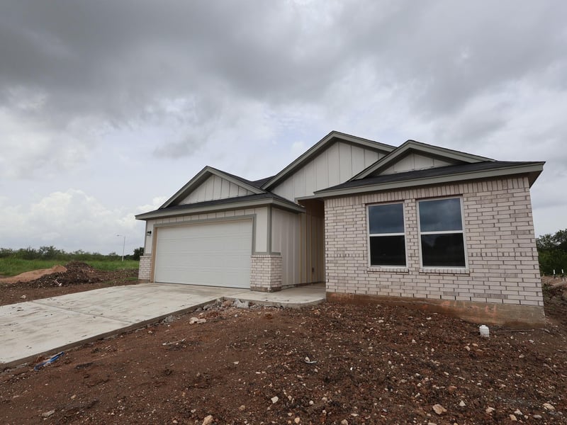 9404 Furman DR, Austin, TX 78747