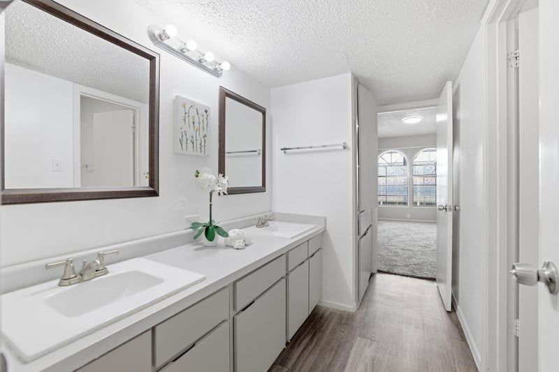 101 E 33rd ST #206, Austin, TX 78705