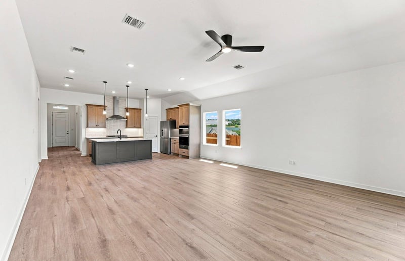 6916 Cliff Rose DR, Spicewood, TX 78669