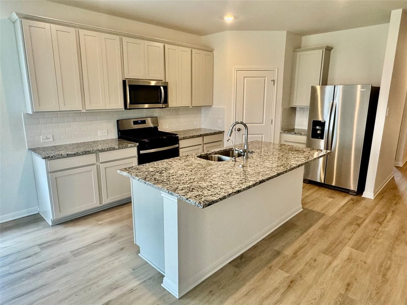 154 Boondoggle RDG, Cedar Creek, TX 78612