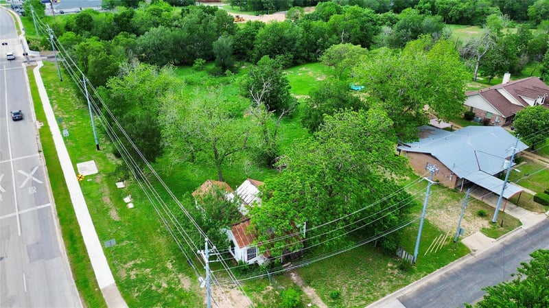 502 Martin Luther King Jr DR, Bastrop, TX 78602