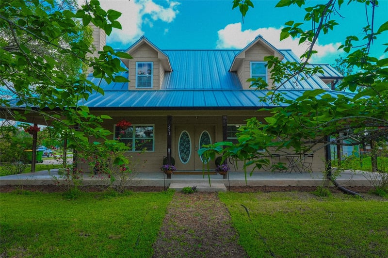 201 Eggleston ST, Manor, TX 78653