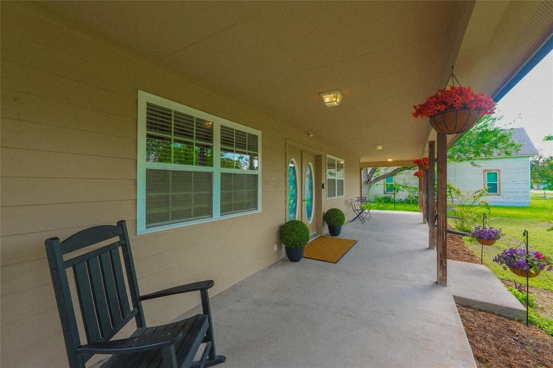 201 Eggleston ST, Manor, TX 78653