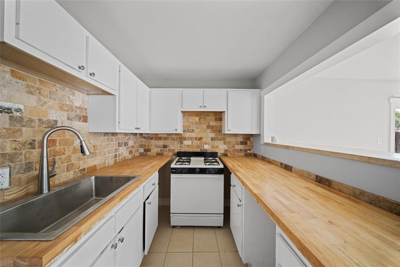 5435 Painted Horse ST, San Antonio, TX 78242