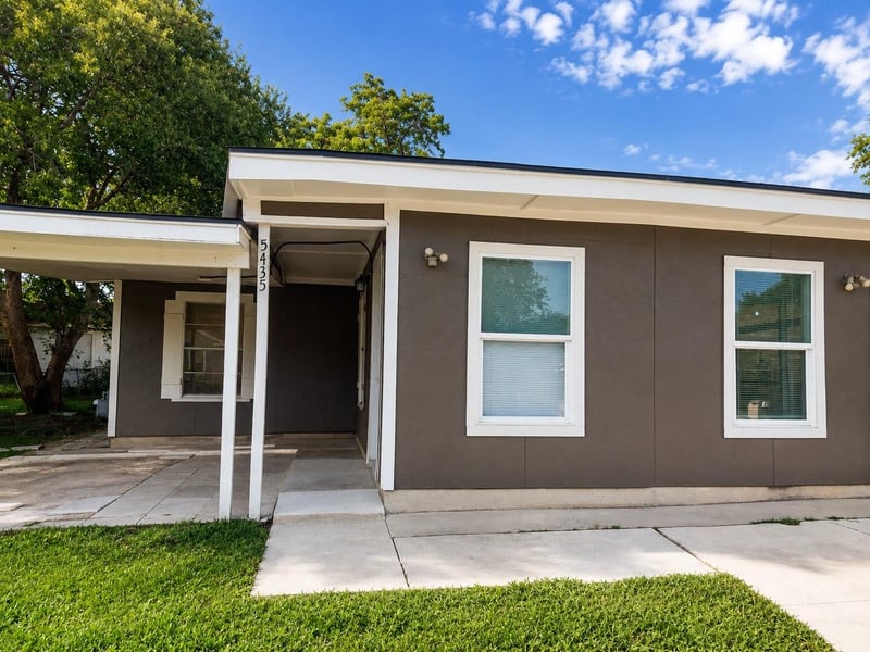 5435 Painted Horse ST, San Antonio, TX 78242