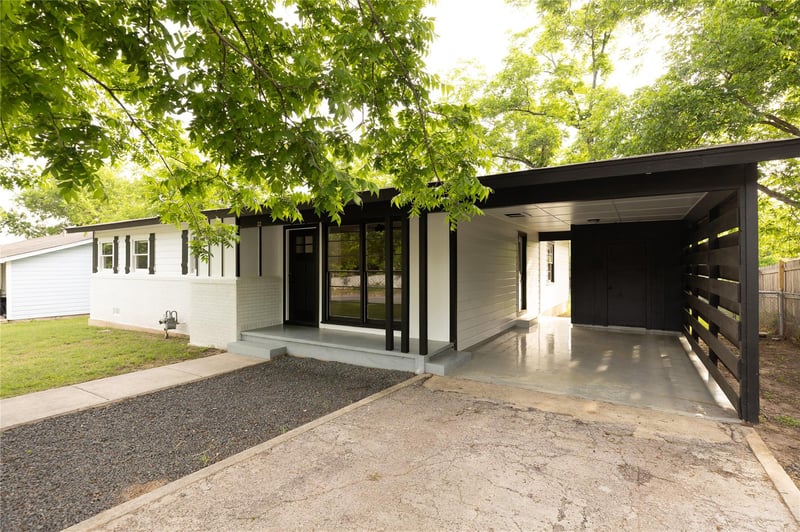 22 Steele ST, Lampasas, TX 76550