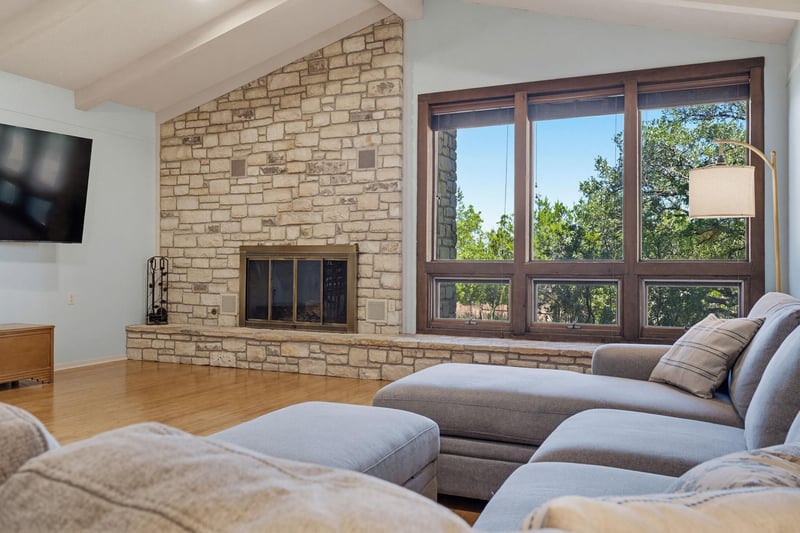 20 Sheppard LN, Lampasas, TX 76550