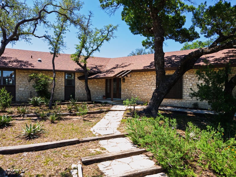 20 Sheppard LN, Lampasas, TX 76550