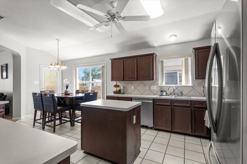 711 White Hawk TRL, Harker Heights, TX 76548