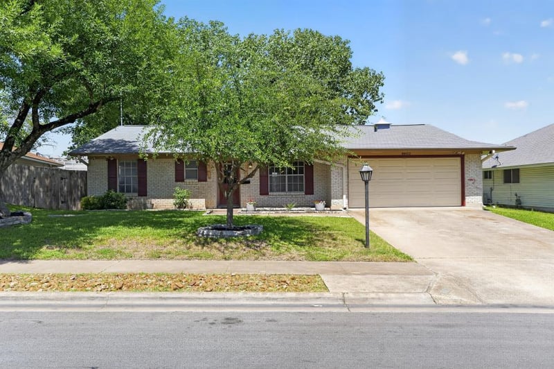 8602 Colonial DR, Austin, TX 78758