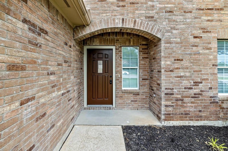 403 Red Hawk DR, Leander, TX 78641