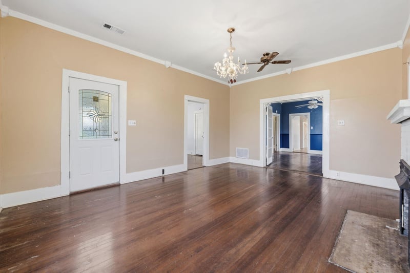 619 Bell Ave, Rockdale, TX 76567