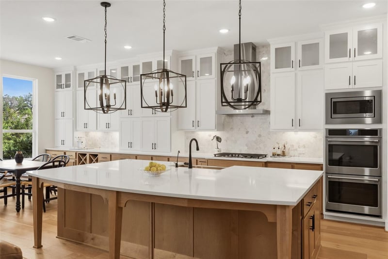 542 Running Bird RD, Austin, TX 78737