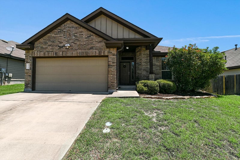 536 Dragon Ridge RD, Buda, TX 78610