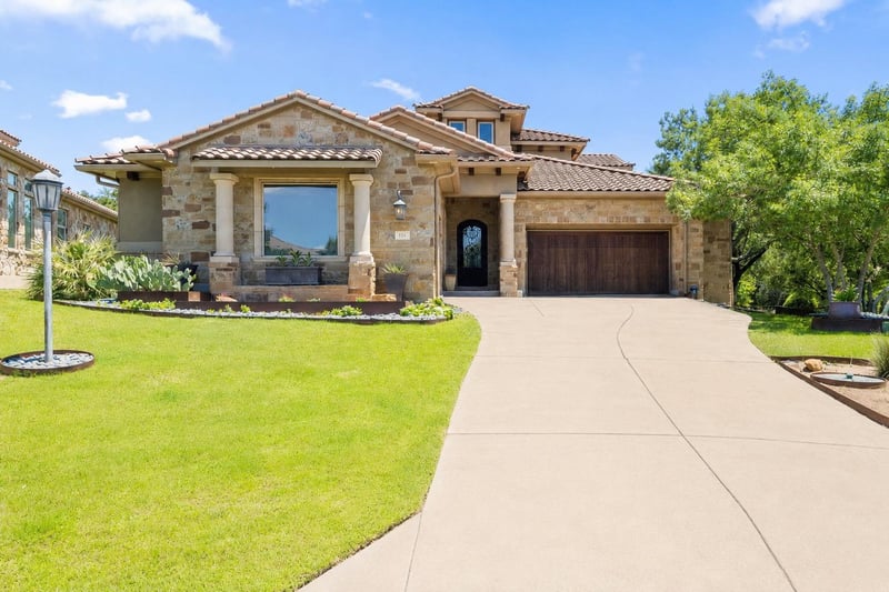 105 Aruba CT, Lakeway, TX 78734