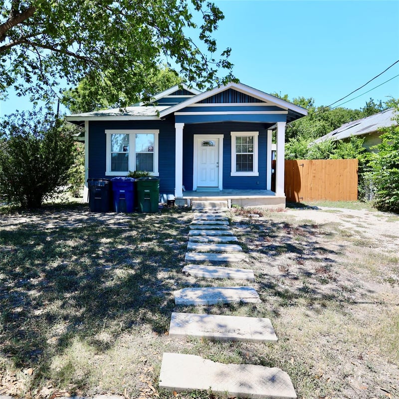 2323 Salinas ST, San Antonio, TX 78207