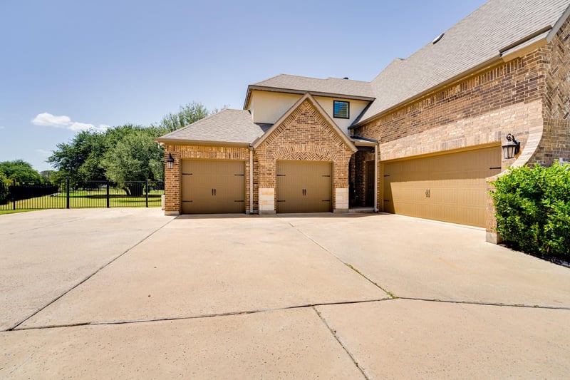 112 Mescalero , Liberty Hill, TX 78642