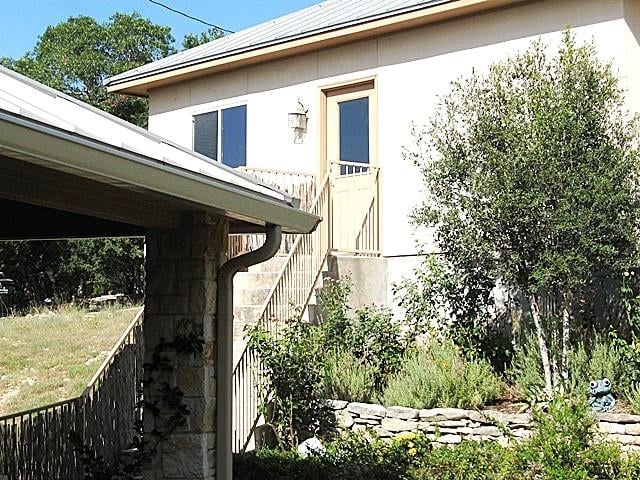2552 Connie DR, Canyon Lake, TX 78133