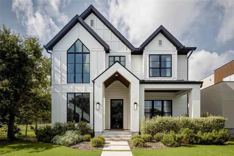 705 W 10th ST, Georgetown, TX 78626