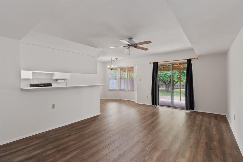 716 Northern TRL, Leander, TX 78641