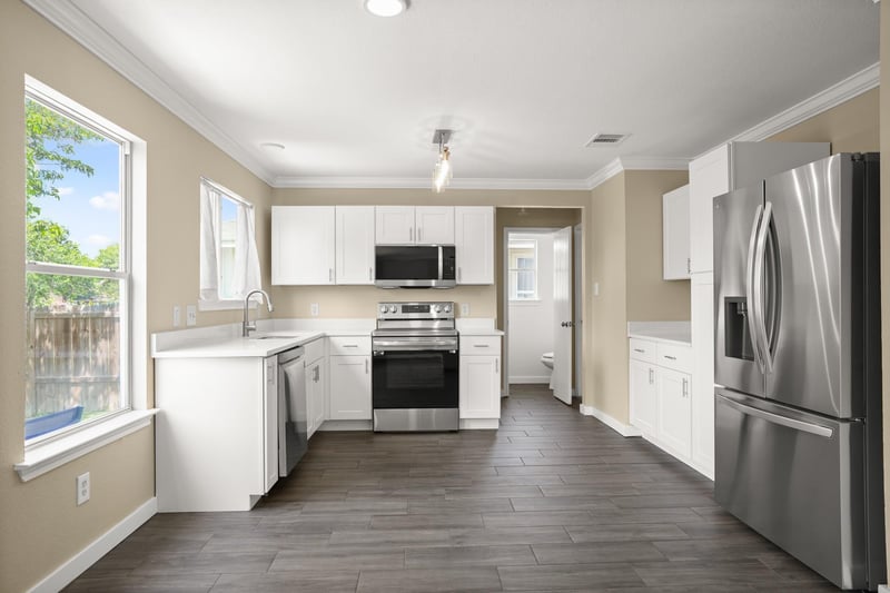 18209 Canopy LN, Manor, TX 78653