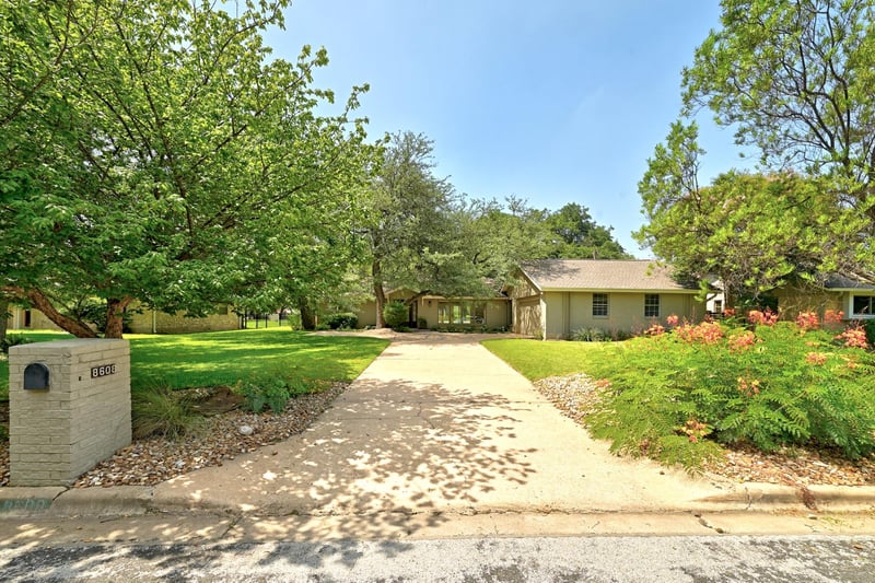 8608 Crest Ridge CIR, Austin, TX 78750