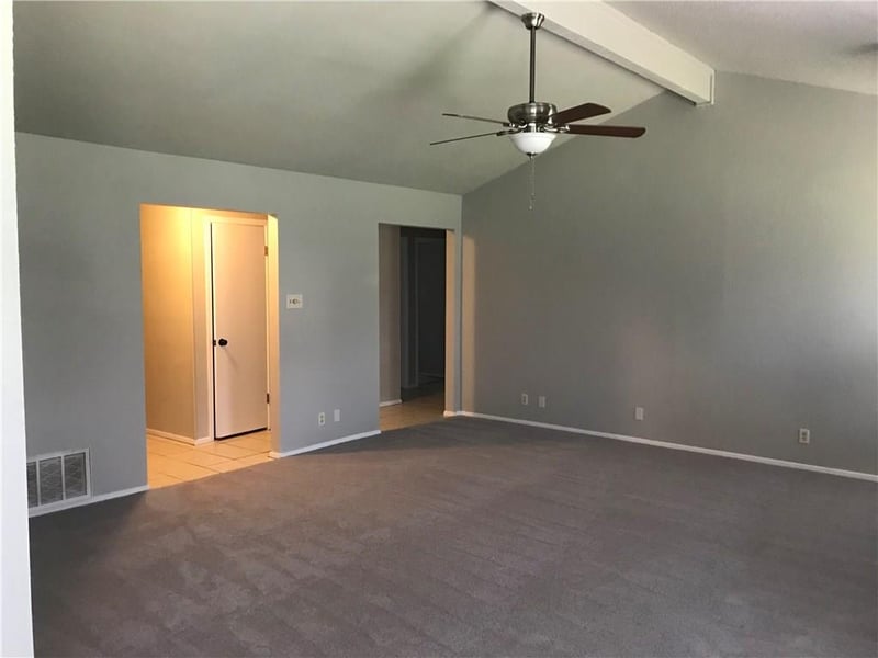 606 Brookhollow DR, Pflugerville, TX 78660