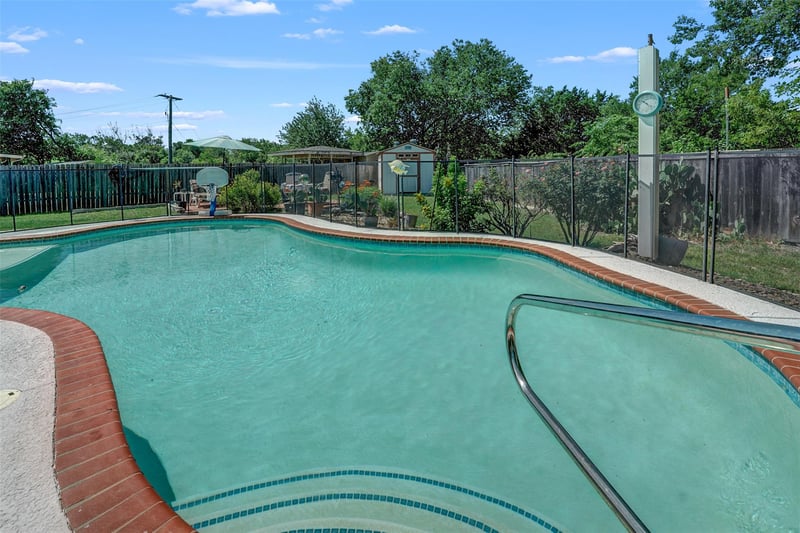1645 Jerusalem DR, Round Rock, TX 78664