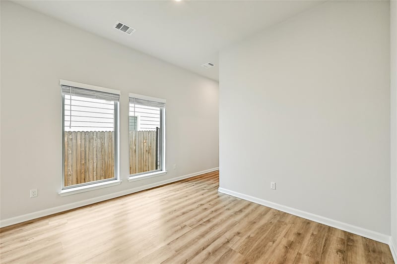 305 Banyon DR, Liberty Hill, TX 78642