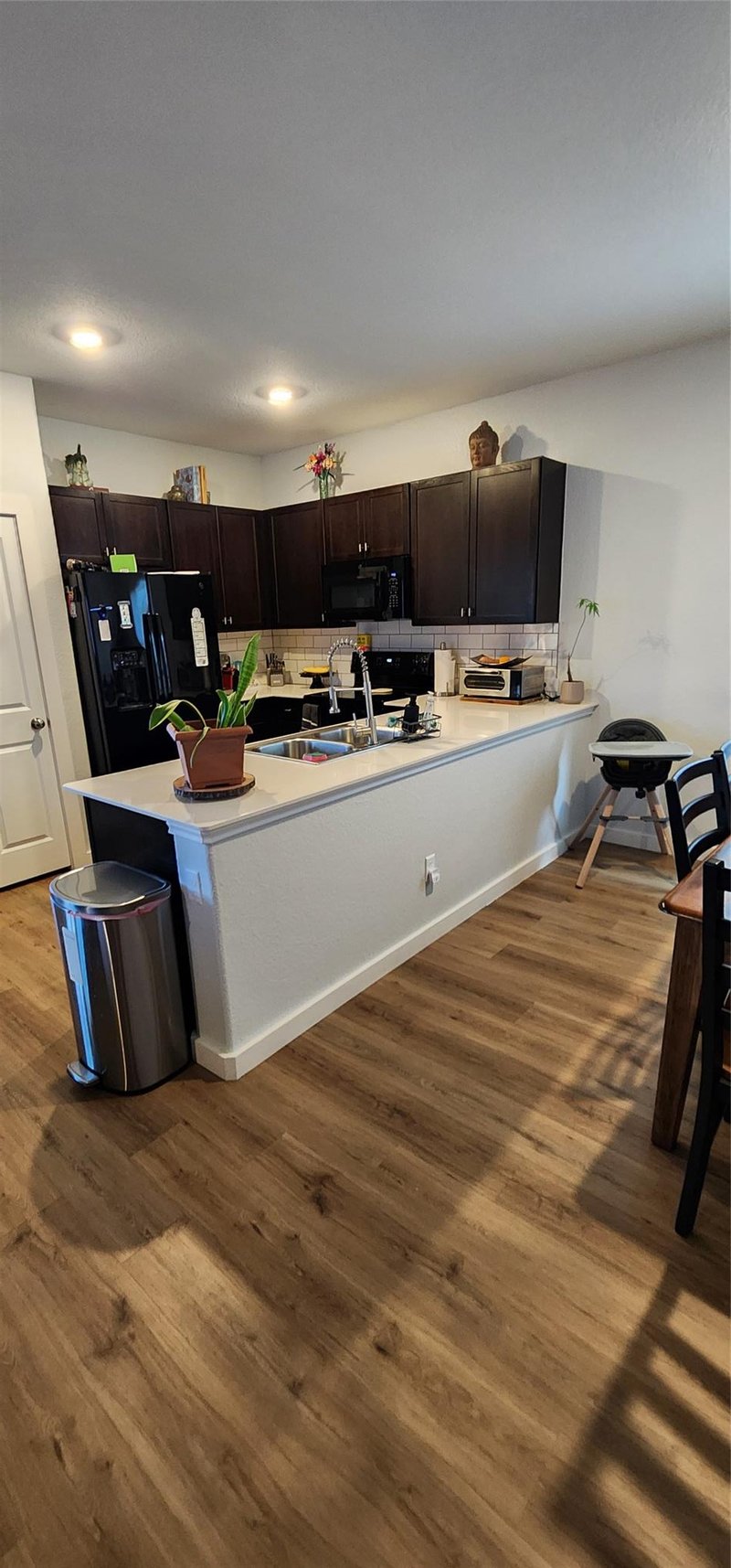 209 Standing Rock LN, Marble Falls, TX 78654