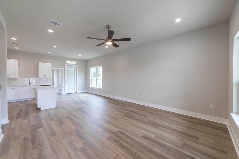 857 Cypress LN, Cottonwood Shores, TX 78657