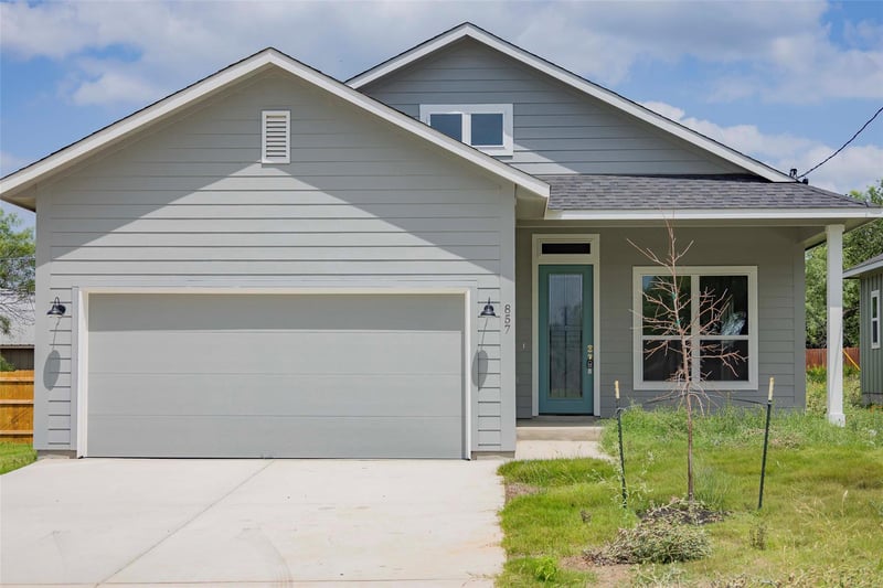 857 Cypress LN, Cottonwood Shores, TX 78657