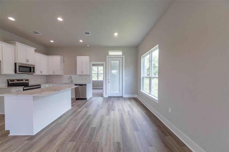 857 Cypress LN, Cottonwood Shores, TX 78657