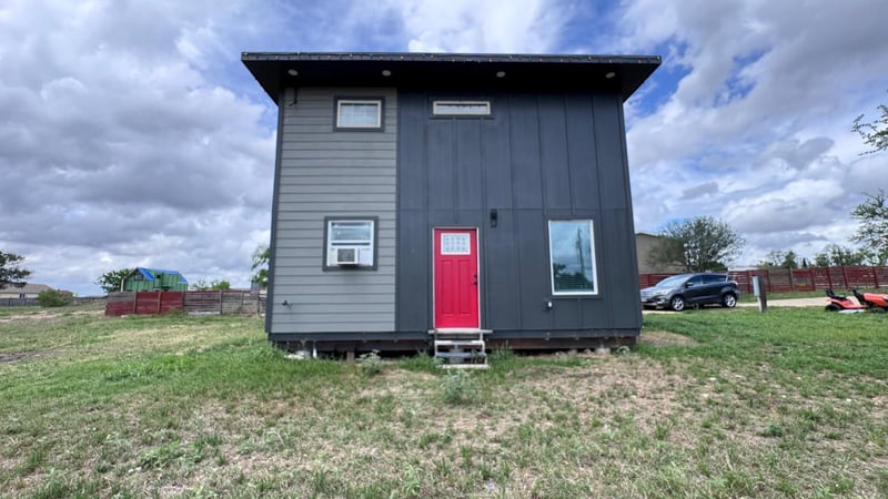 103 Crystal Cliffs DR, Cedar Creek, TX 78612
