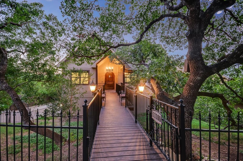11100 Hill DR, Leander, TX 78641