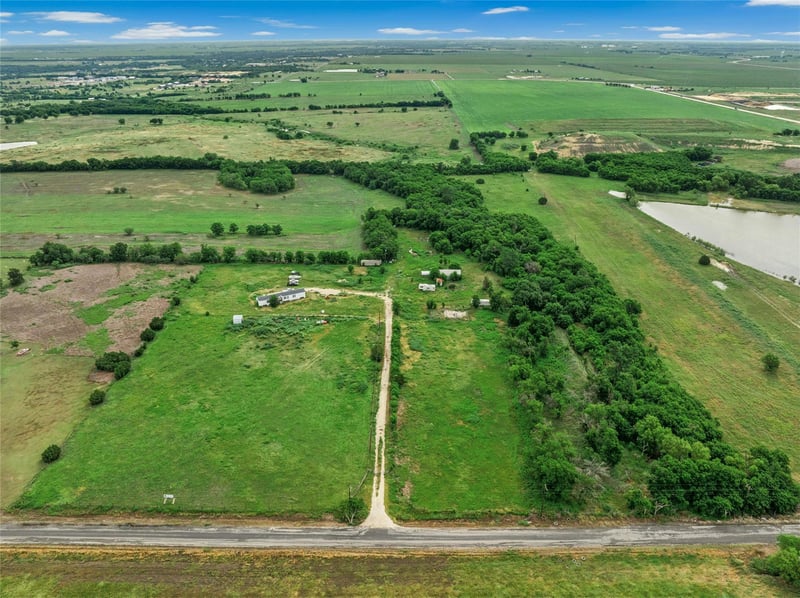 2655 County Road 130, Hutto, TX 78634