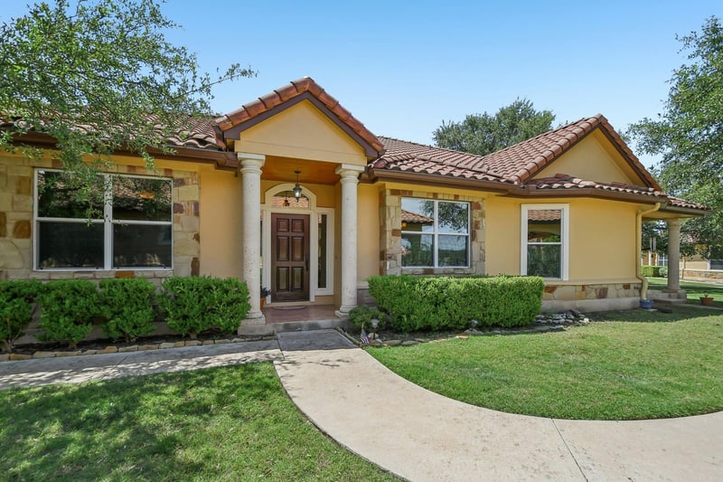 2004 American DR #2, Lago Vista, TX 78645
