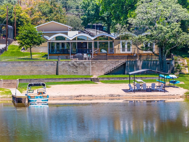 3708 River Oaks DR, Kingsland, TX 78639