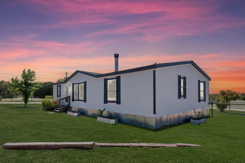930 County Road 224, Florence, TX 76527