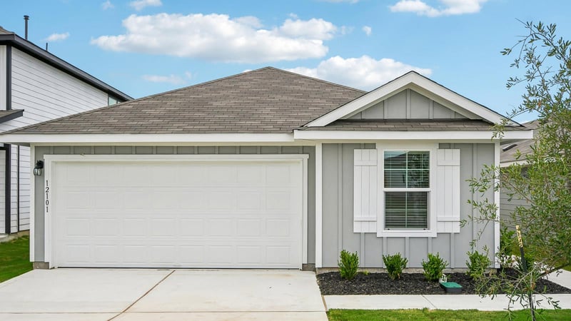 12101 Pike BND, Mustang Ridge, TX 78610