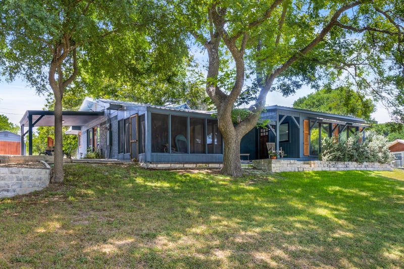 810 River RD, Wimberley, TX 78676
