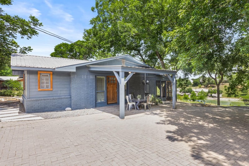 810 River RD, Wimberley, TX 78676