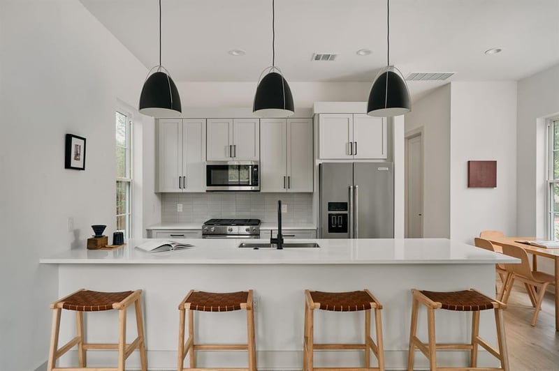 2209 Woodland Ave #401, Austin, TX 78741
