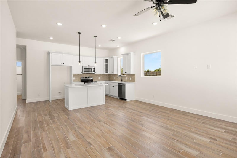 802 Creek ST #100, Fredericksburg, TX 78624