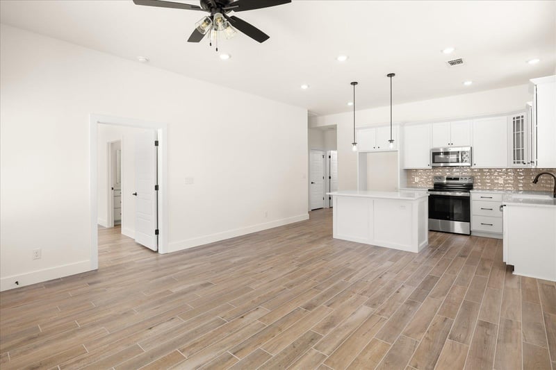 802 Creek ST #100, Fredericksburg, TX 78624